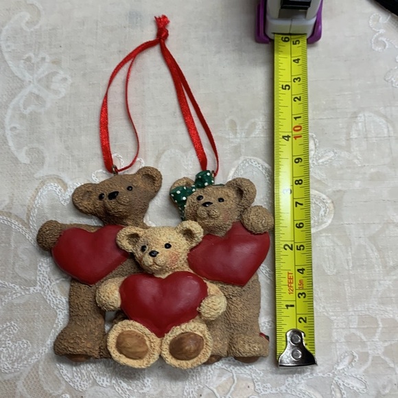 Kurt Adler Holly Bearies ornament family of bears holding hearts Valentine 3D - Picture 8 of 9